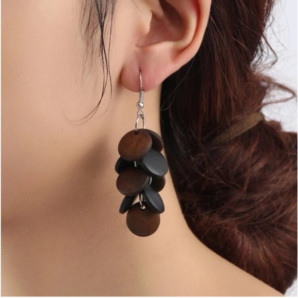 WOOD EARRINGS - Picture 3 of 4